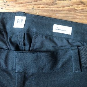 GAP Pants - Gap Slim Cropped Black Maternity Pants GAP Pants - Gap Slim Cropped Black Maternity Pants